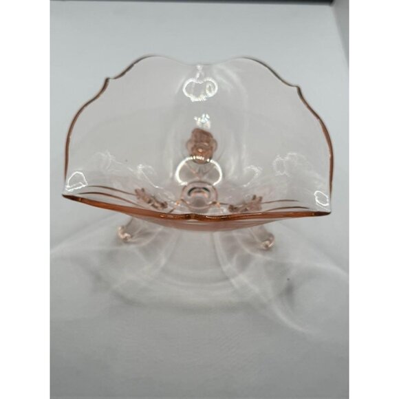 Lancaster Glass Co. “Petal Pink” Elegant Depression Glass Three-Toed Crimped Bow - Picture 2 of 10